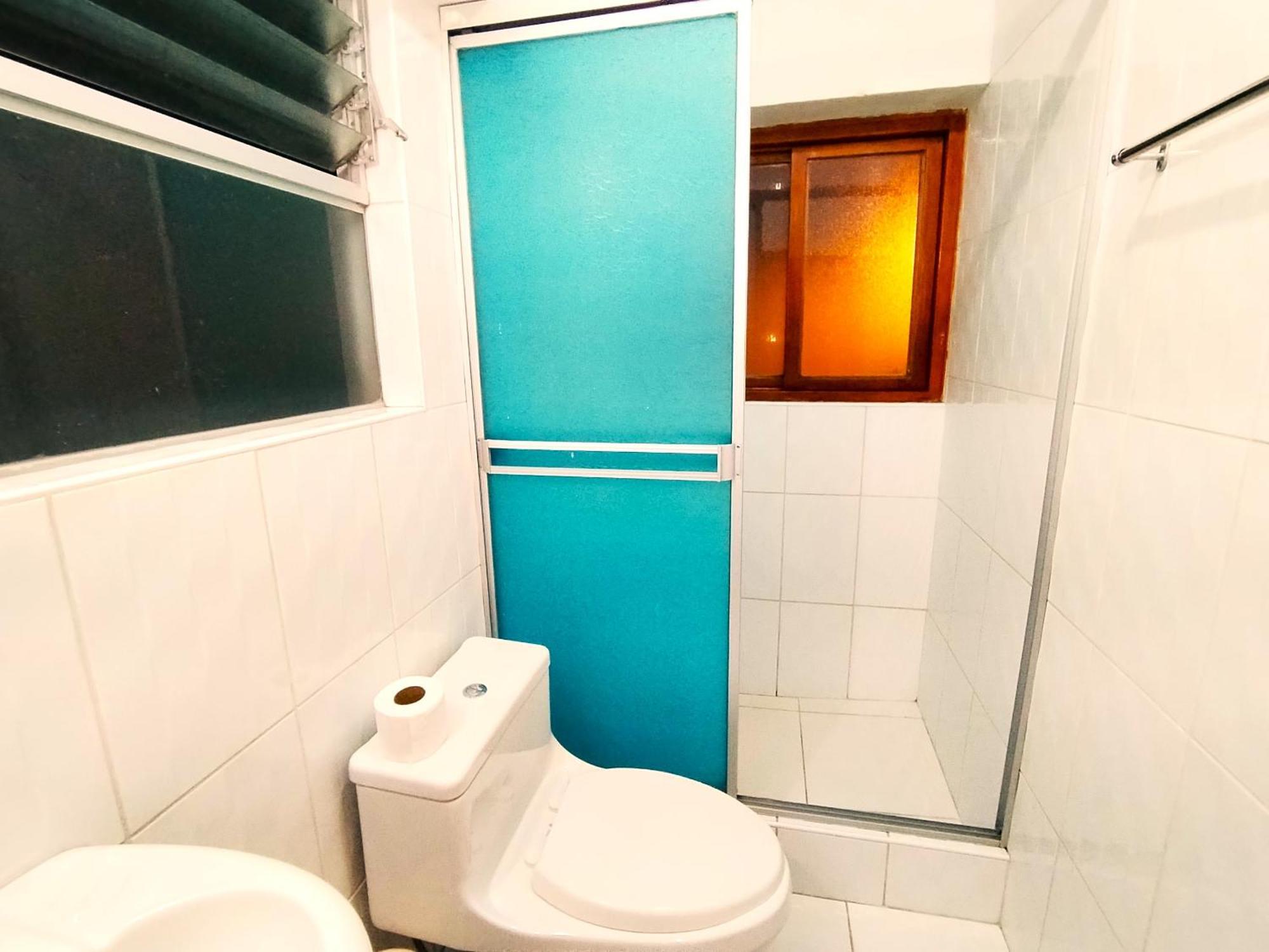 Paqarina San Blas Hotel *