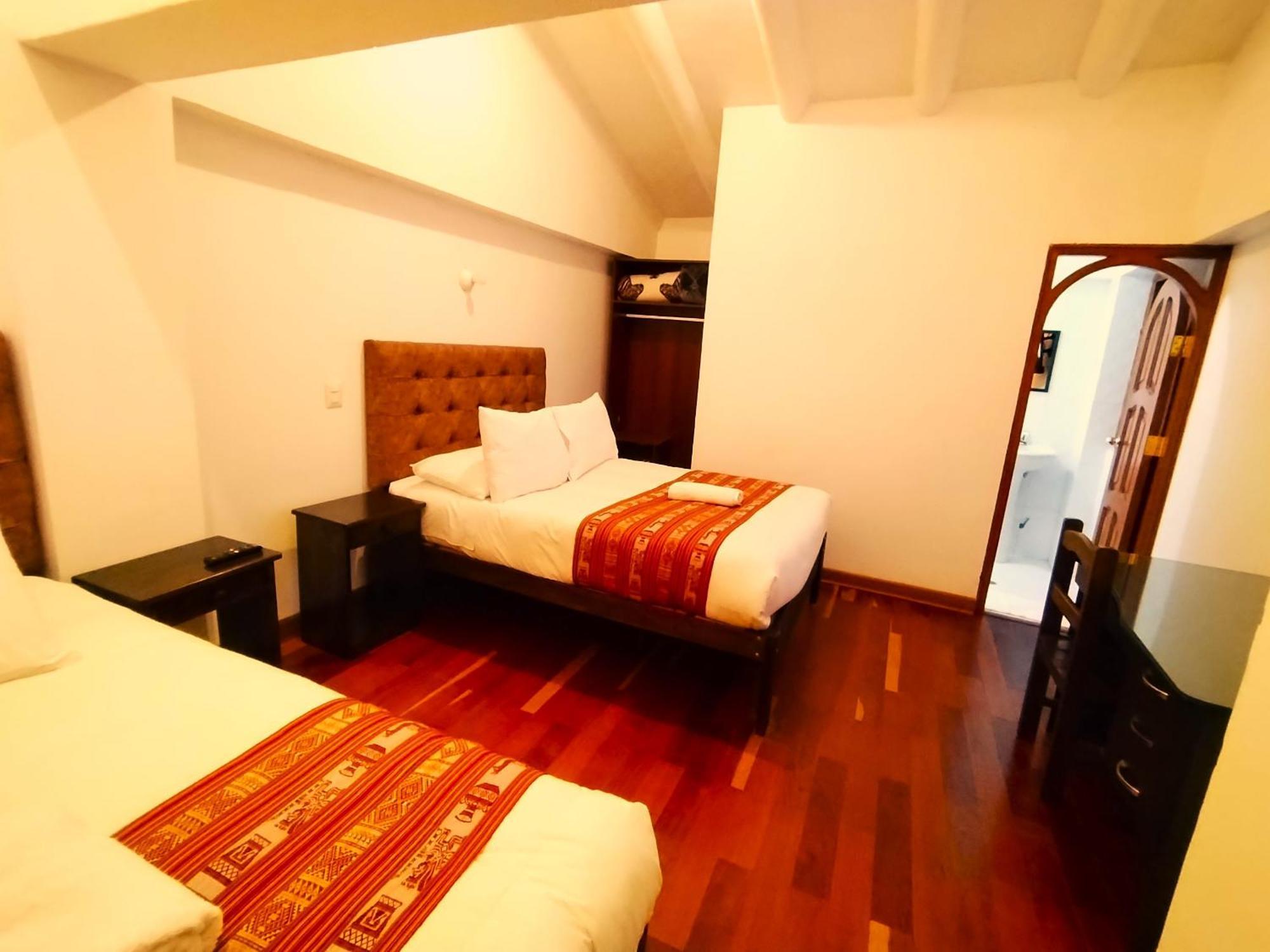 Hotel Paqarina San Blas *