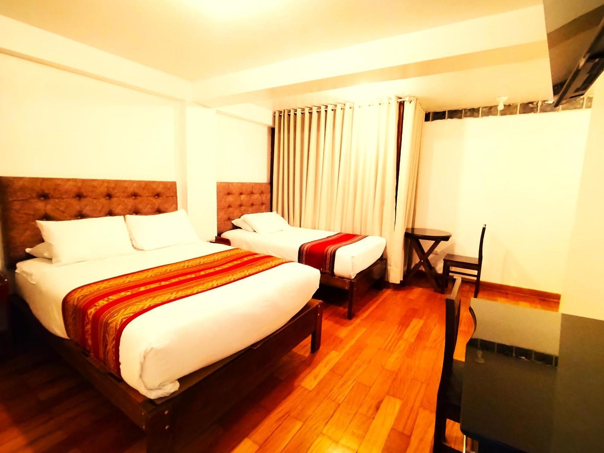 Hotel Paqarina San Blas *